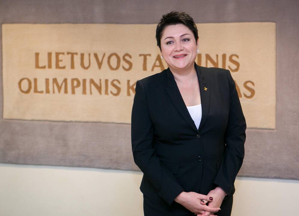 1988 metų gruodžio 11 d. atkurtas Lietuvos tautinis olimpinis komitetas.