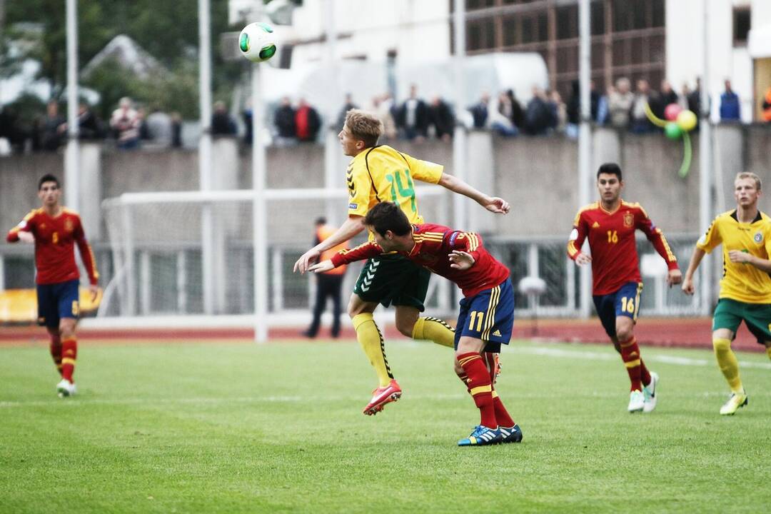 Europos U-19 futbolo čempionatas: Lietuva-Ispanija