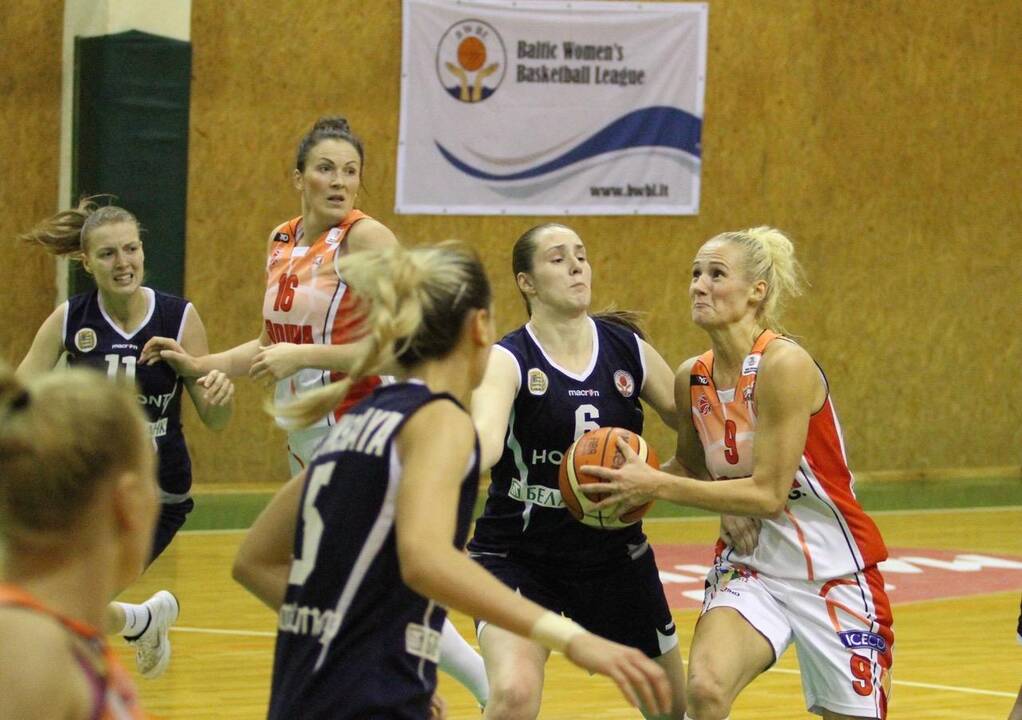  "Sūduvos" komanda Baltijos moterų krepšinio lygoje nušlavė minskietes