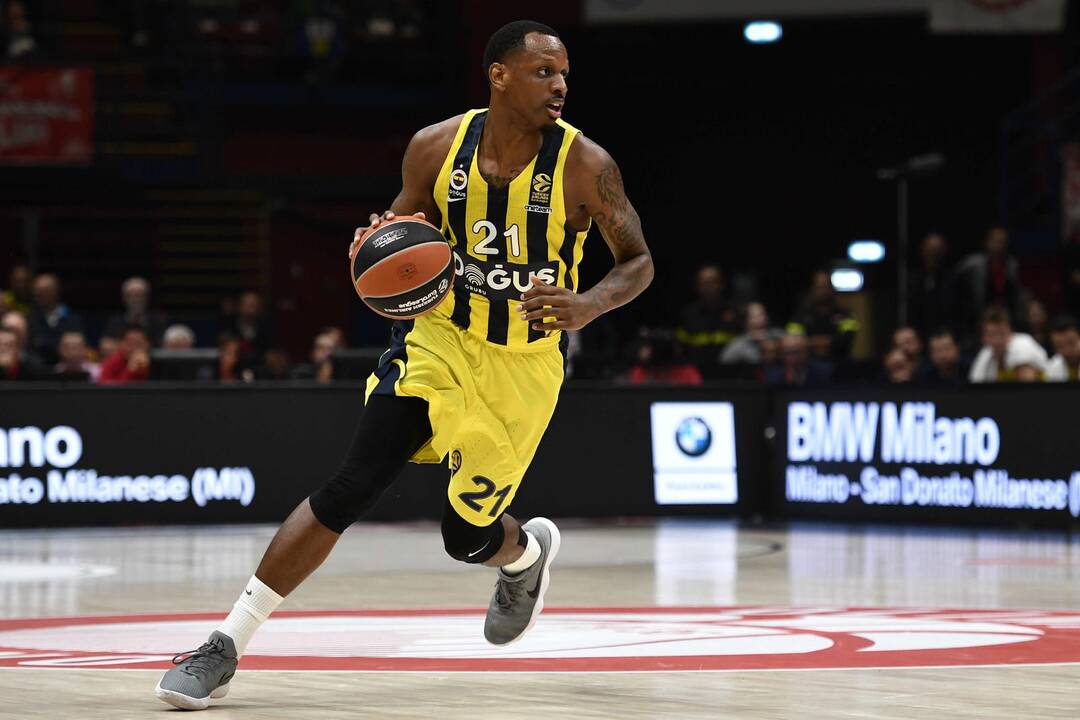„Fenerbahce“ krepšininkai patiesė „Barcelona“ komandą