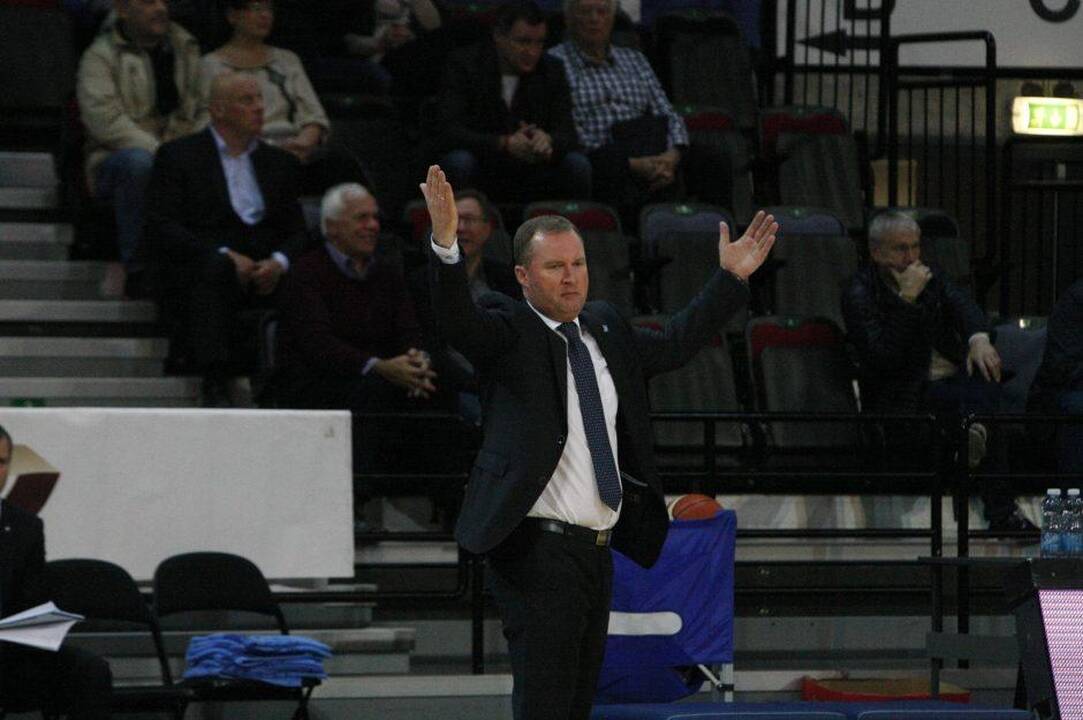 R.Seibutis.