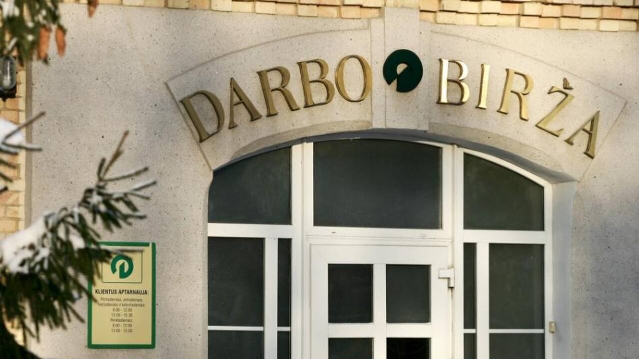 Akmenės rajone bedarbiai atsisako darbų