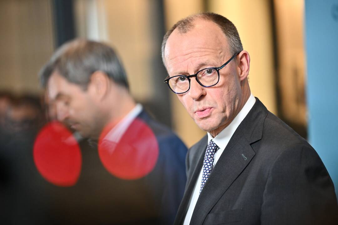 Vokietijos lyderis Merzas trečiadienio vakarą gali susitikti su Macronu