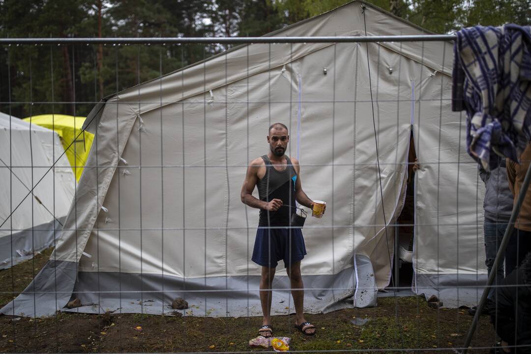 Pirmasis migrantas iš Irako savo noru išvyko namo, tą padaryti planuoja dar dešimt