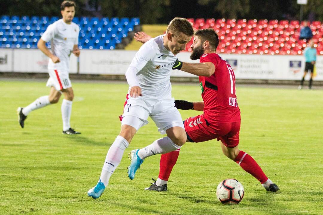 „Sūduvos“ futbolininkai įveikė „Panevėžio“ ekipą