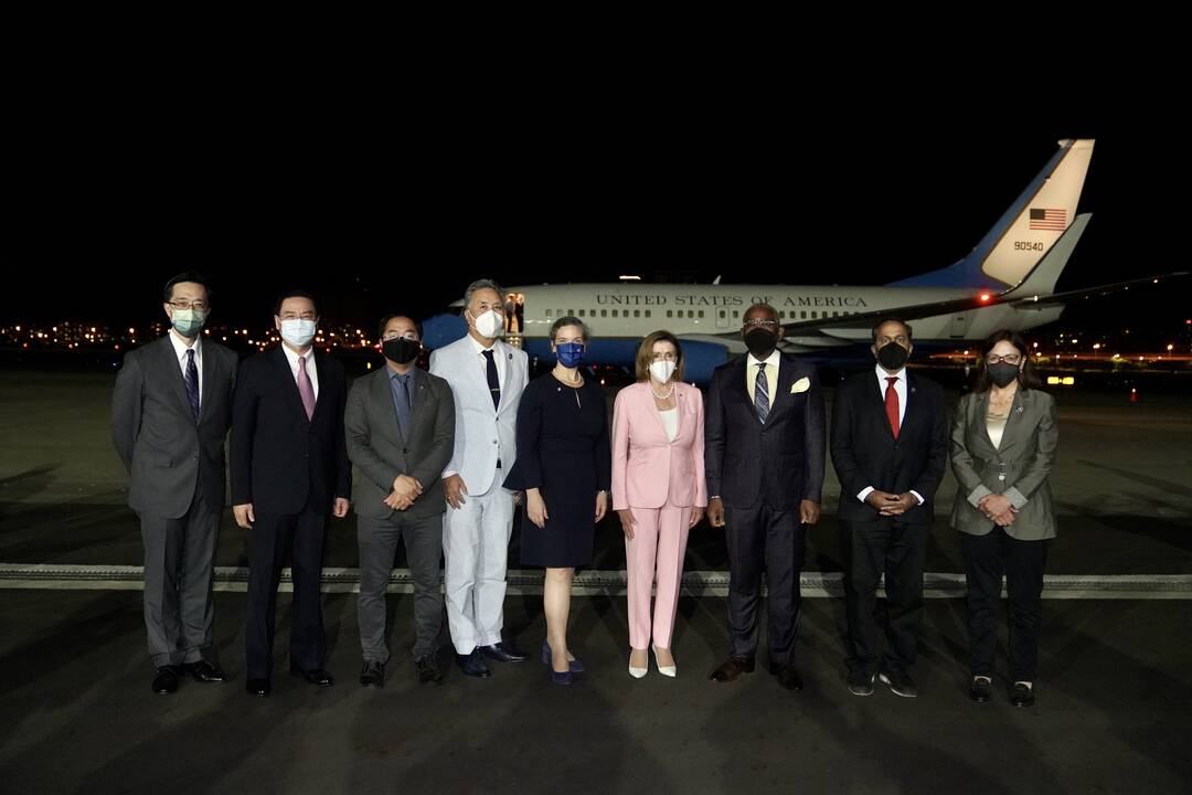 N. Pelosi: vizitas liudija JAV „tvirtą įsipareigojimą“ Taivanui