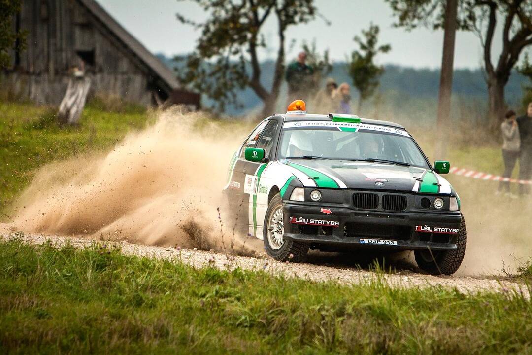 „Halls Winter Rally“ debiutantai: ralis įaugęs mūsų genuose