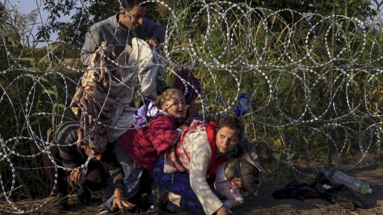 Siekdama pažaboti migrantų antplūdį Vengrija samdys „pasienio medžiotojus“
