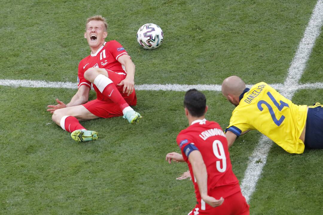Europos futbolo čempionatas: Švedija–Lenkija 3:2