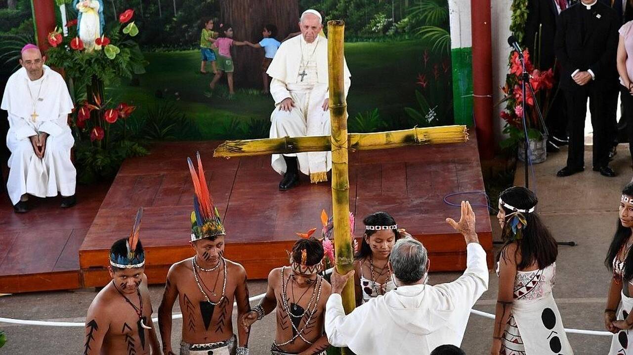 Popiežius: Amazonės drėgnųjų atogrąžų miškų regiono žmonėms iškilusi didžiulė grėsmė