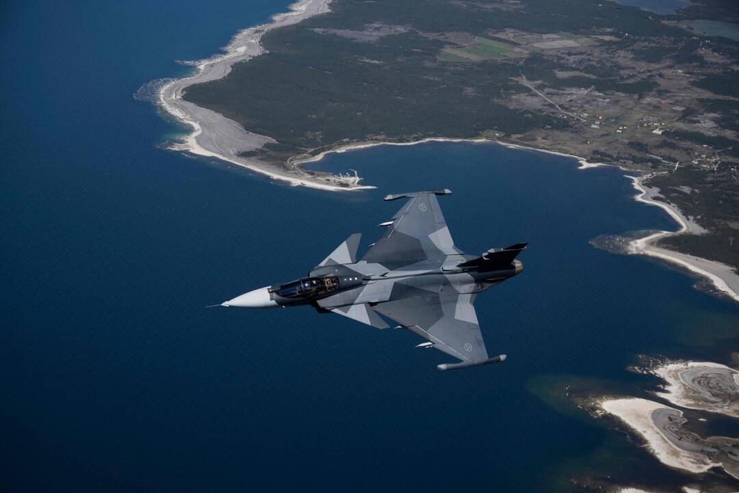 Švedija iškvietė Rusijos ambasadorių dėl įtariamo oro erdvės pažeidimo