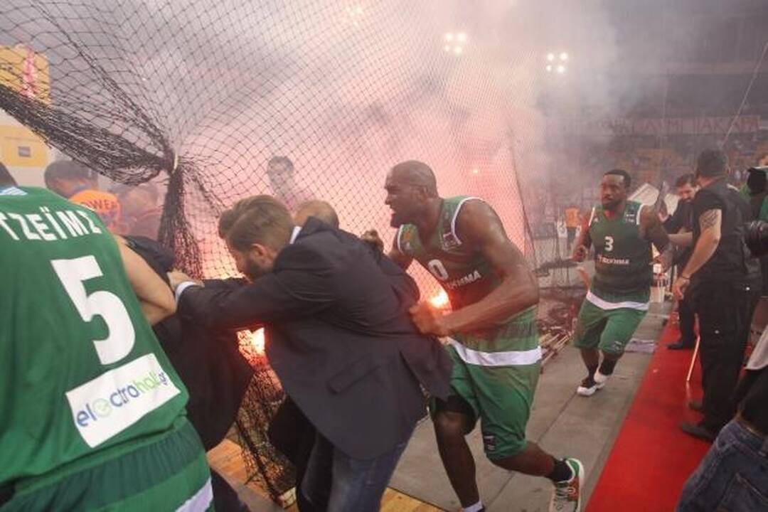 Pirėjaus pragare Graikijos čempionu tapo Atėnų „Panathinaikos“