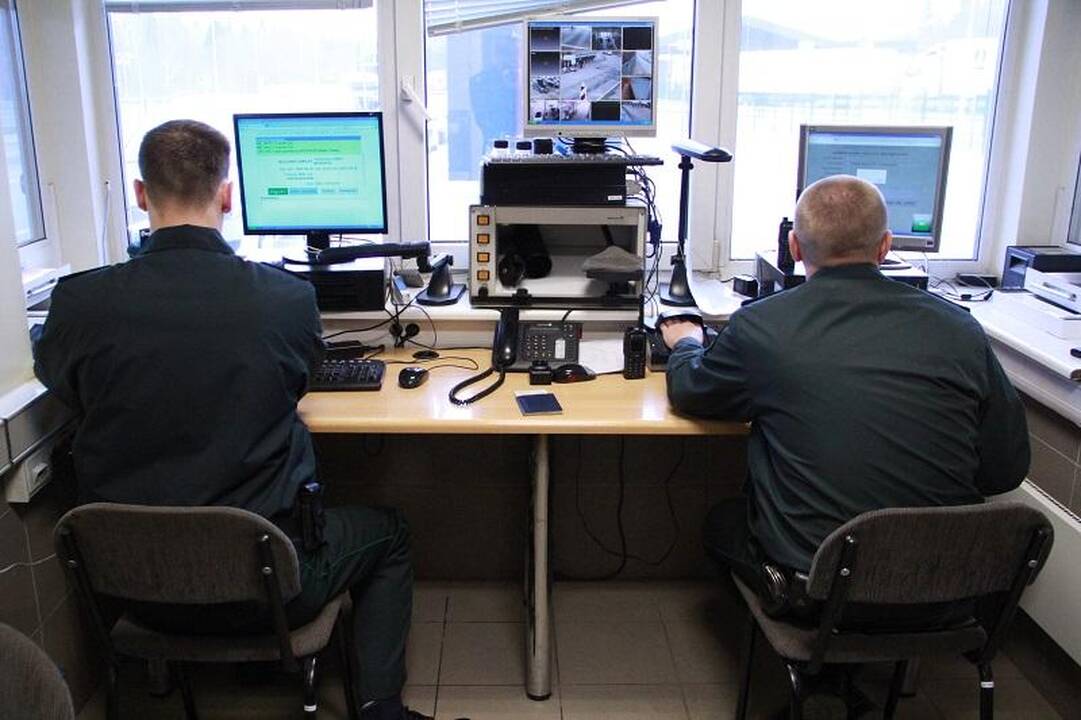 Iš Lietuvos vykusi baltarusė Medininkuose pasieniečiams pateikė klastotę