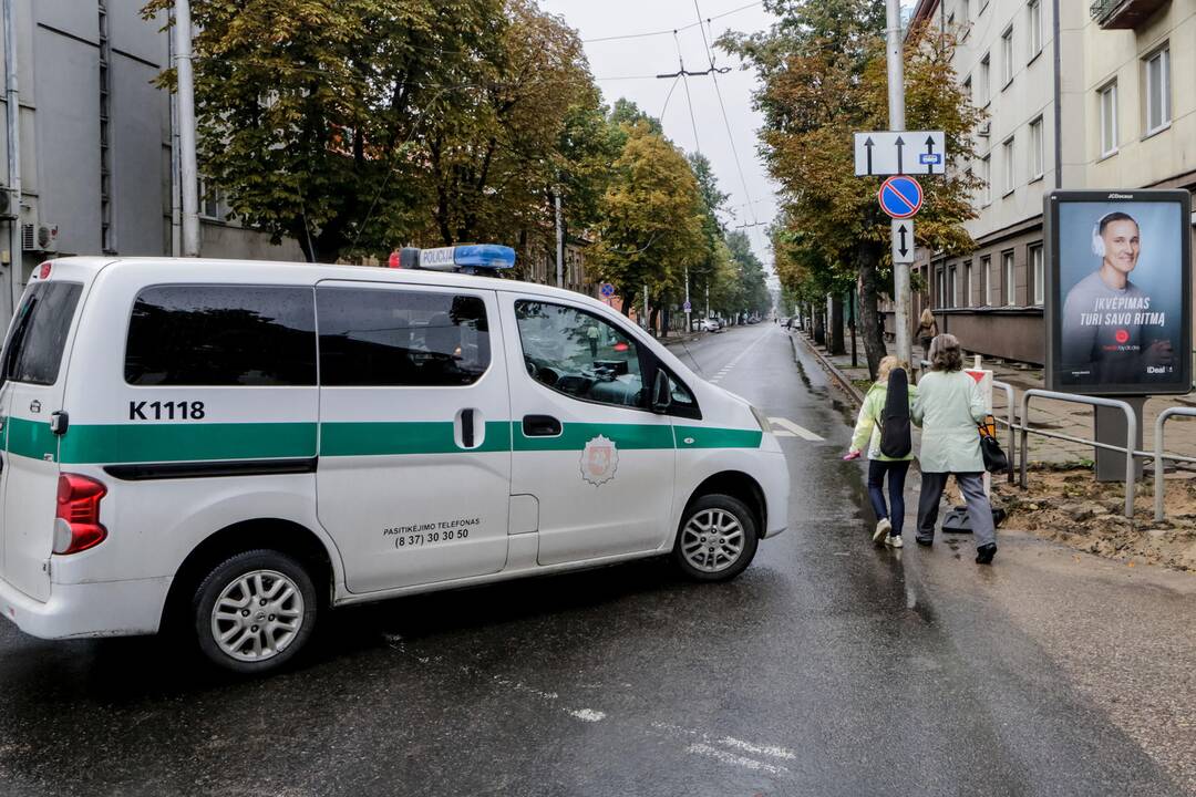 Nutraukti Kęstučio g. troleibusų laidai