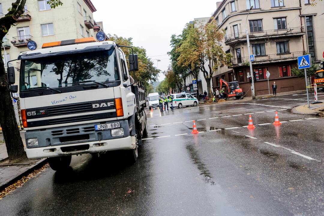 Nutraukti Kęstučio g. troleibusų laidai