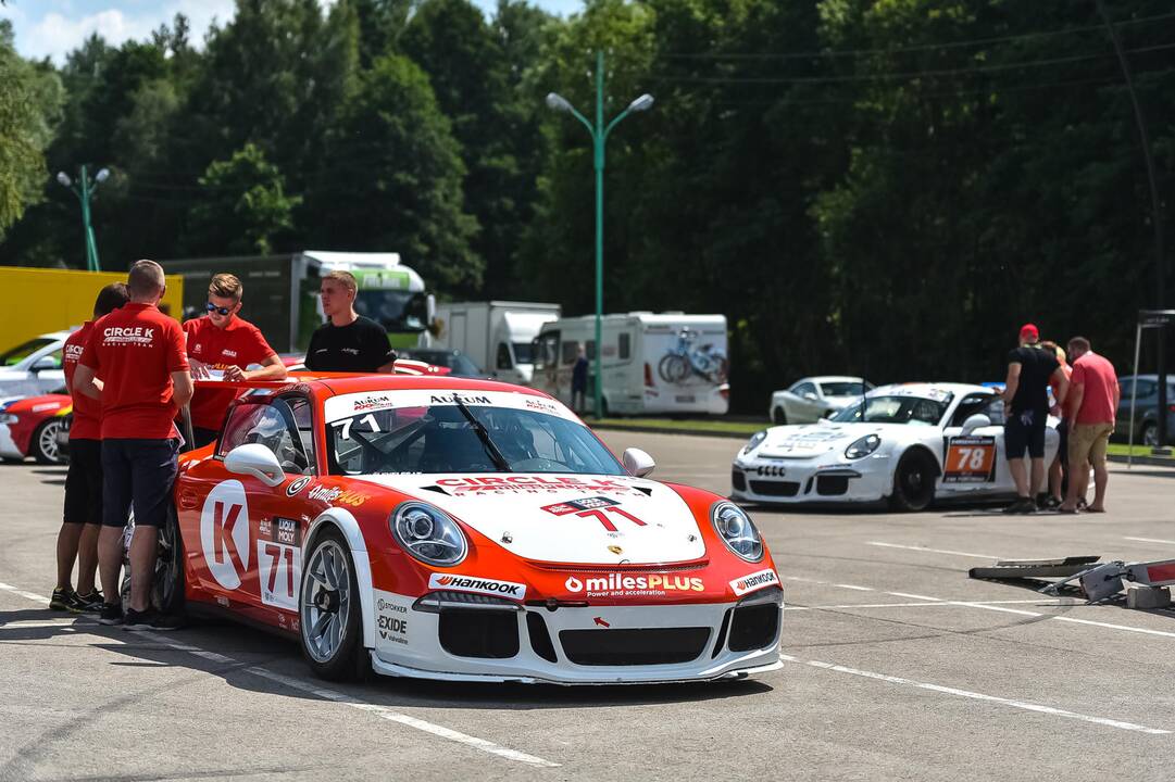 „Aurum 1006 km lenktynių“ techninė komisija