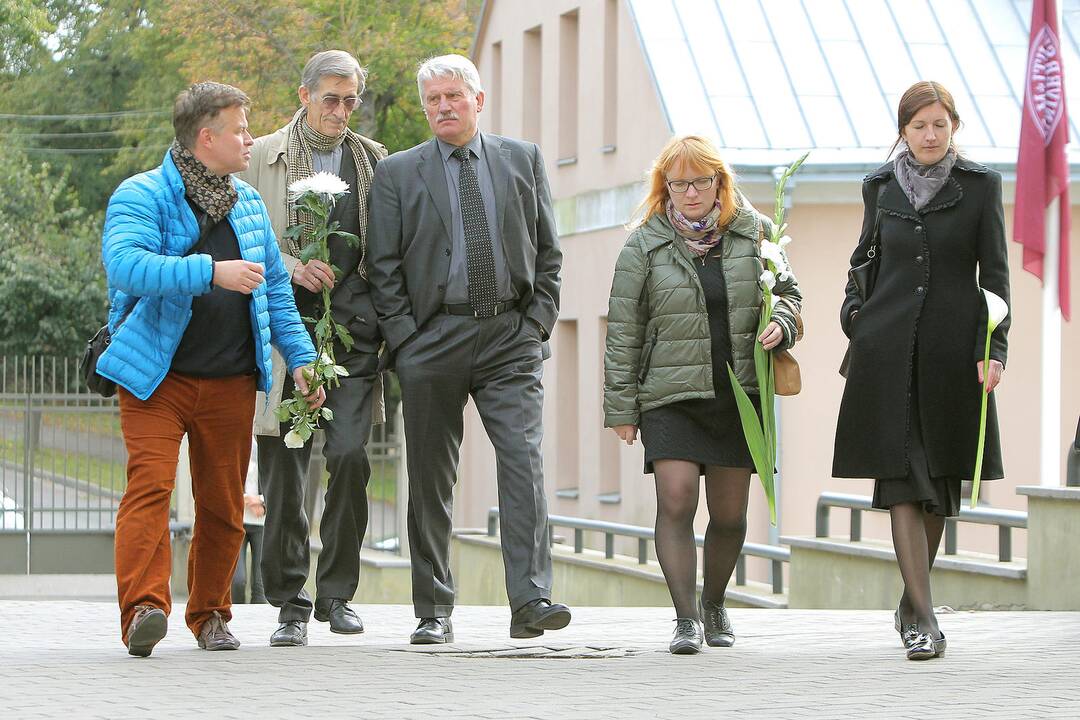 Atsisveikinimas su prof. Leonidu Donskiu