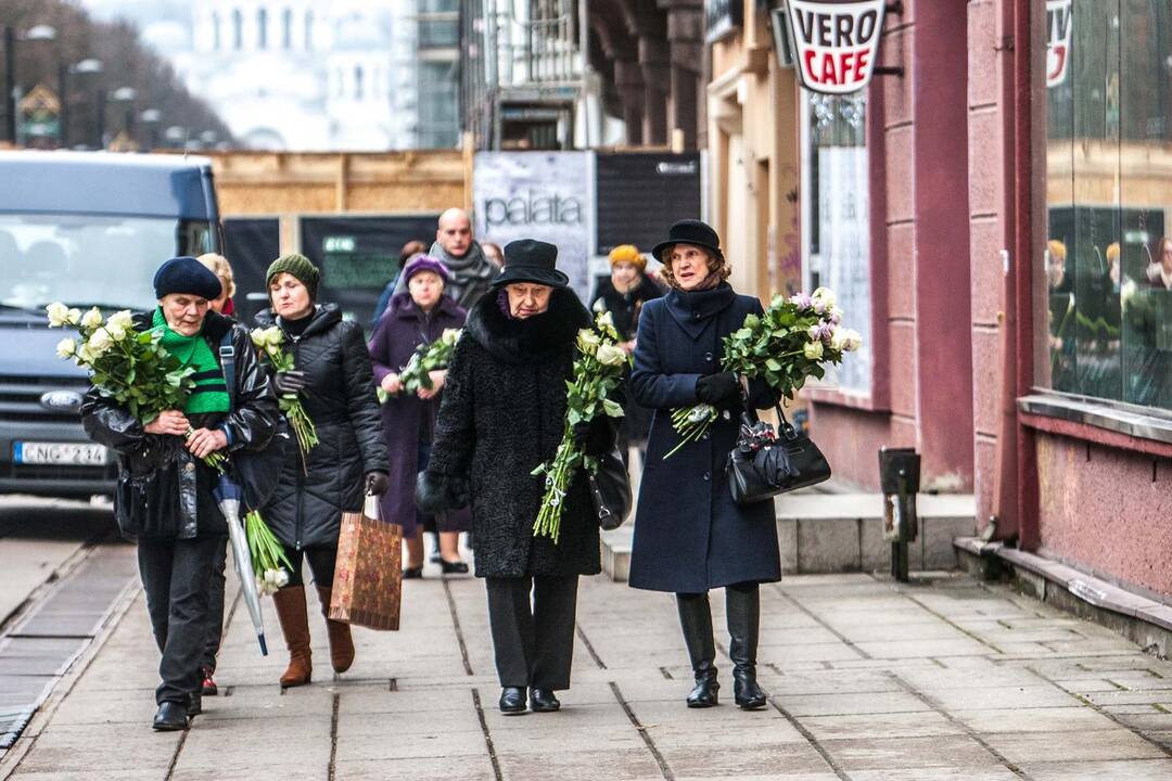 Aktorės D. Juronytės-Zelčiuvienės paskutinė kelionė