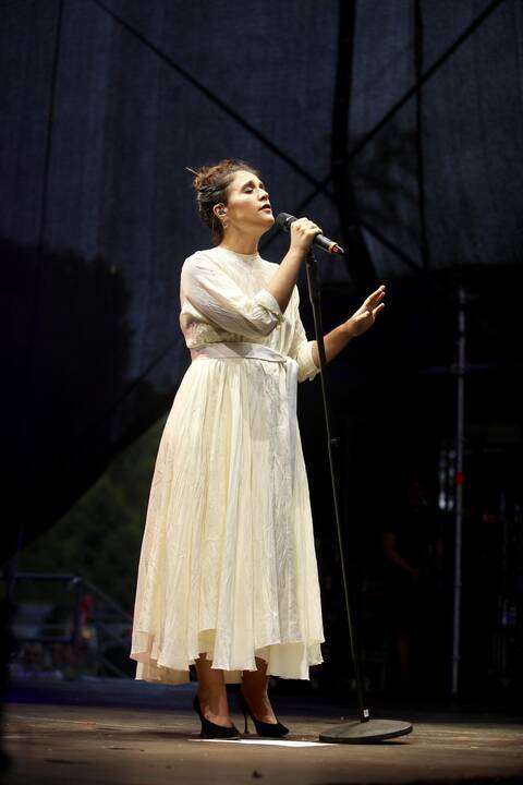 Jessie Ware koncerto akimirkos