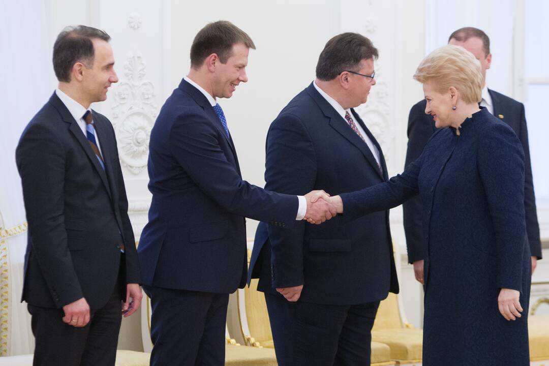 Naujoji Vyriausybė sukviesta į Prezidentūrą
