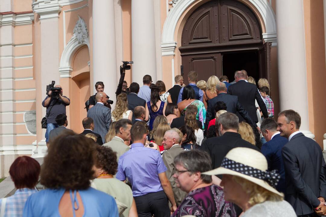 A. Guoga ir jo mylimoji susituokė bažnyčioje