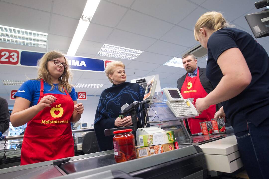 Prezidentė dalyvavo „Maisto banko“ akcijoje