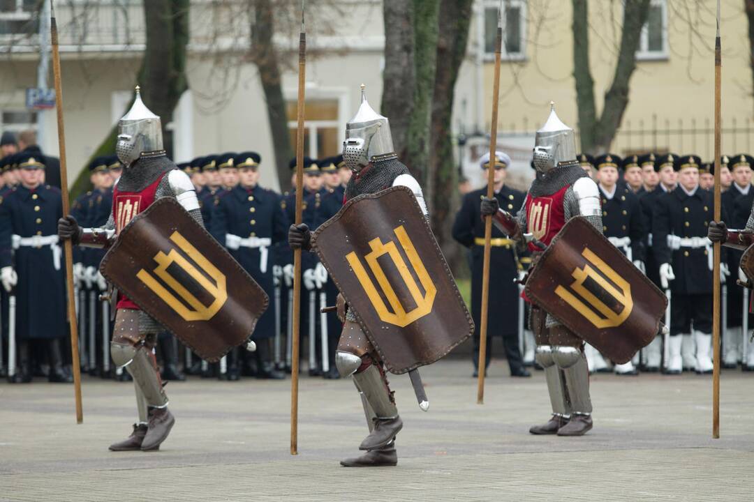 Garbės sargybos kuopos įkūrimo metinių minėjimas