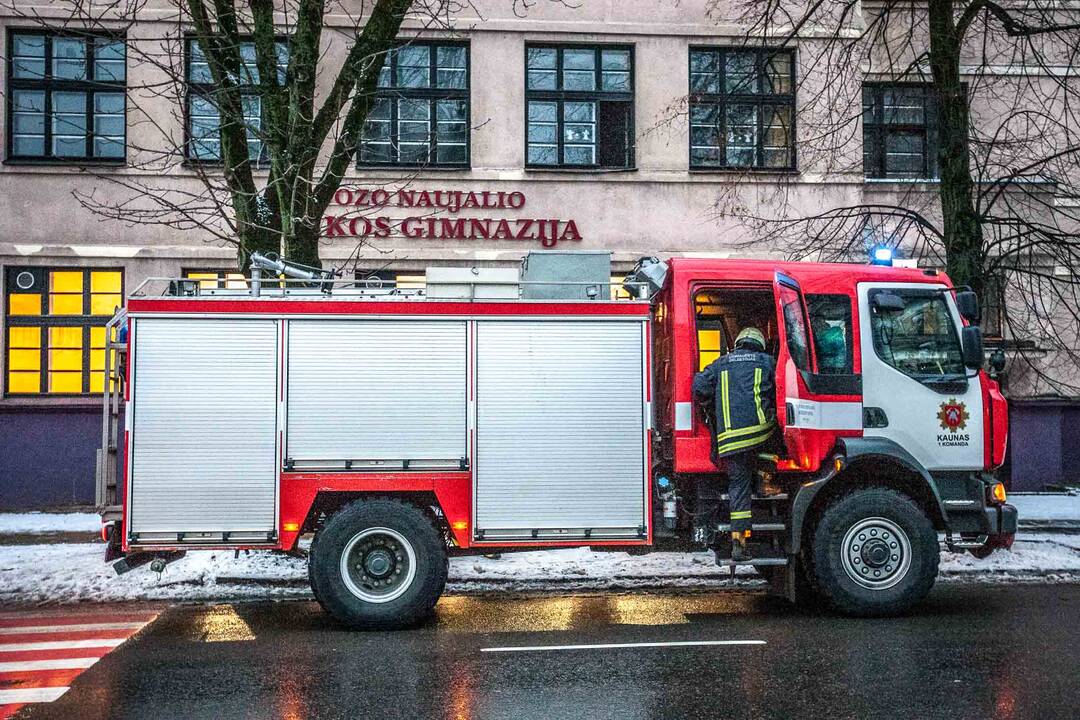 Gaisras J. Naujalio muzikos gimnazijoje