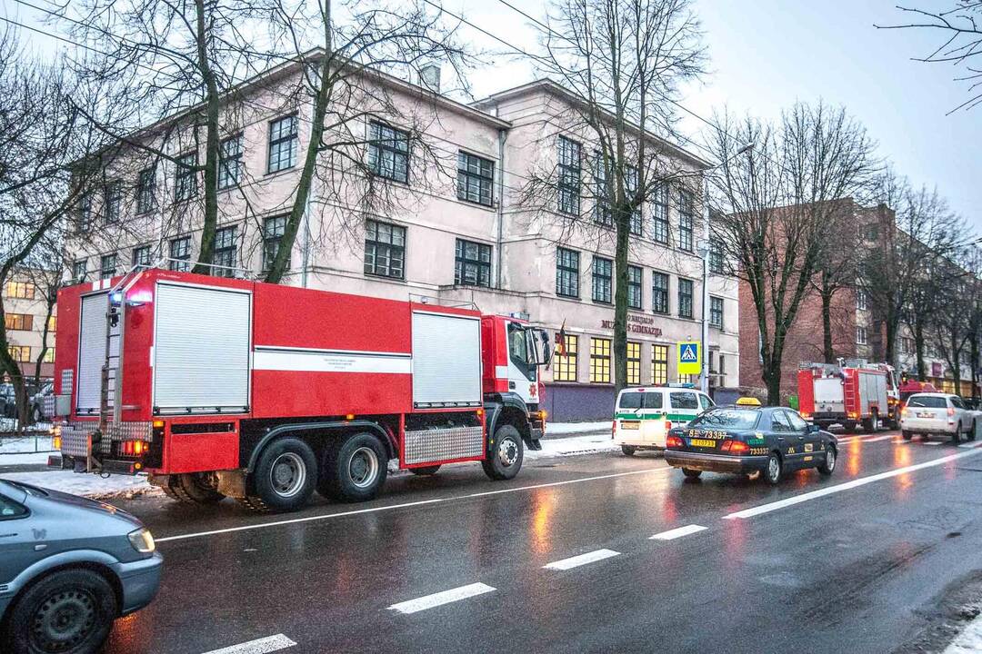 Gaisras J. Naujalio muzikos gimnazijoje