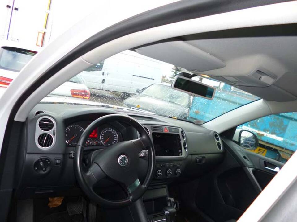 Pasieniečiai sulaikė keturis vogtus automobilius