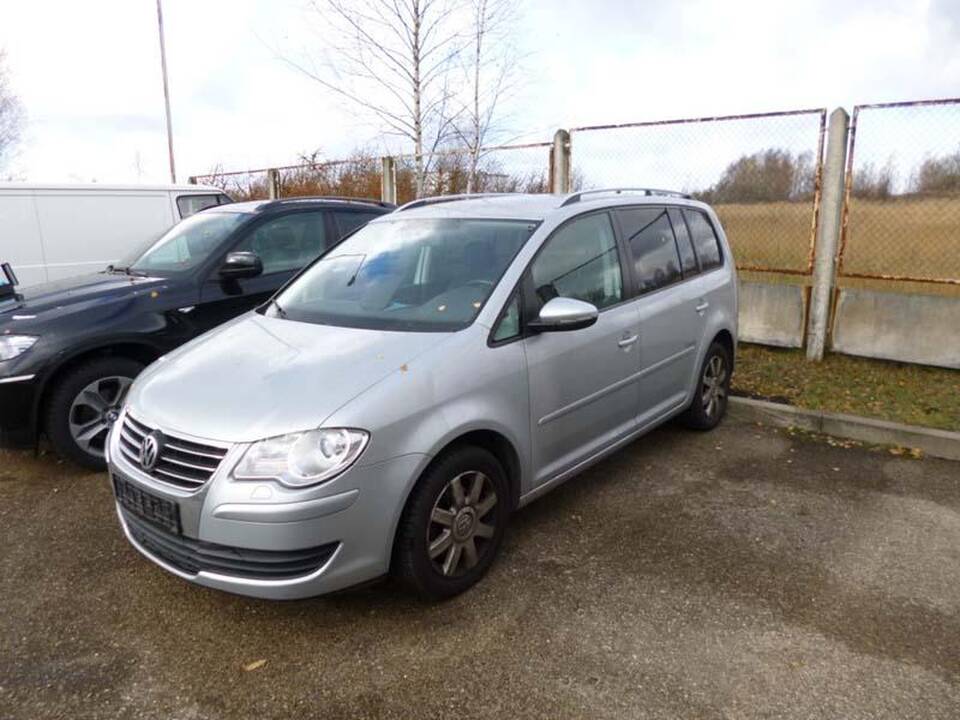 Pasieniečiai sulaikė keturis vogtus automobilius