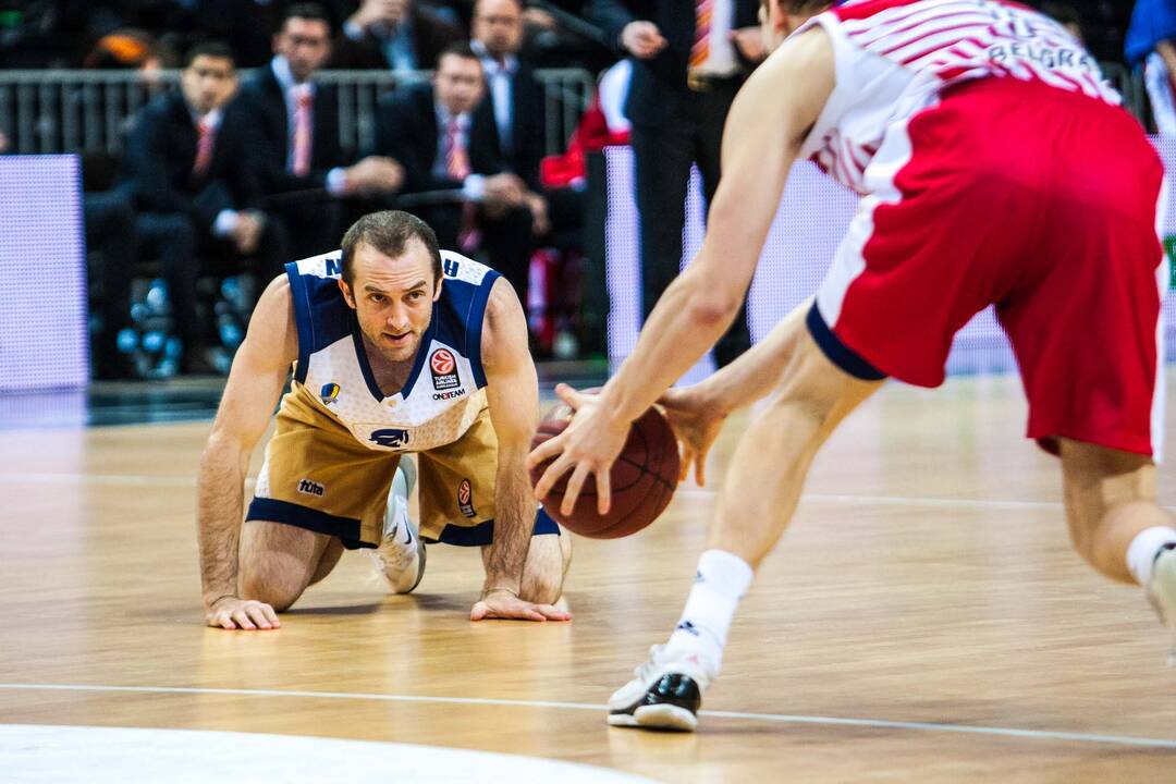 Budivelnyk - Crvena Zvezda 