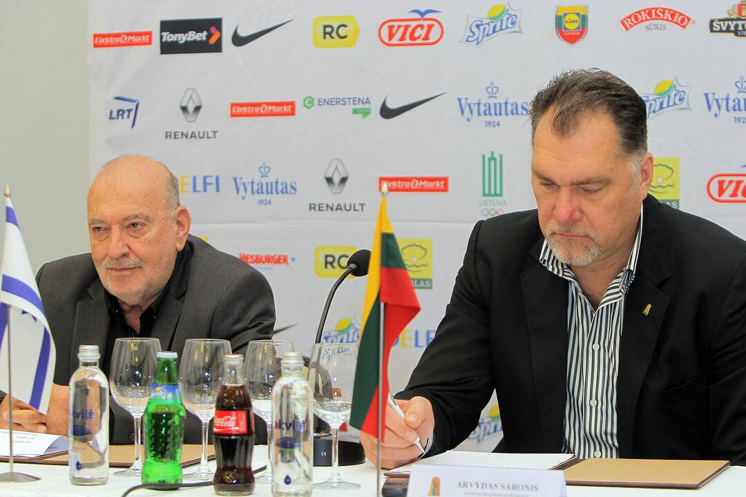 Lietuvos ir Izraelio krepšinio vadovų spaudos konferencija