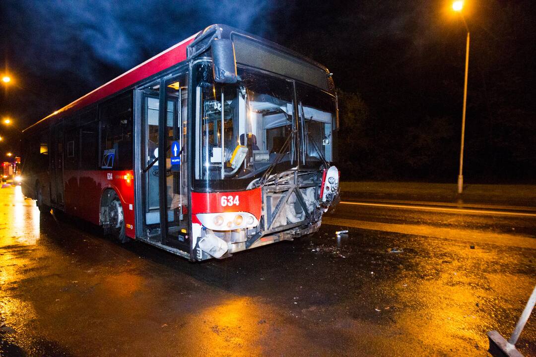 Avarija ant Šiaurės prospekto kalno