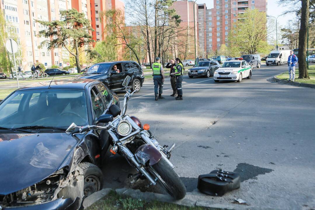 Autoįvykiuose dalyvavo motociklai