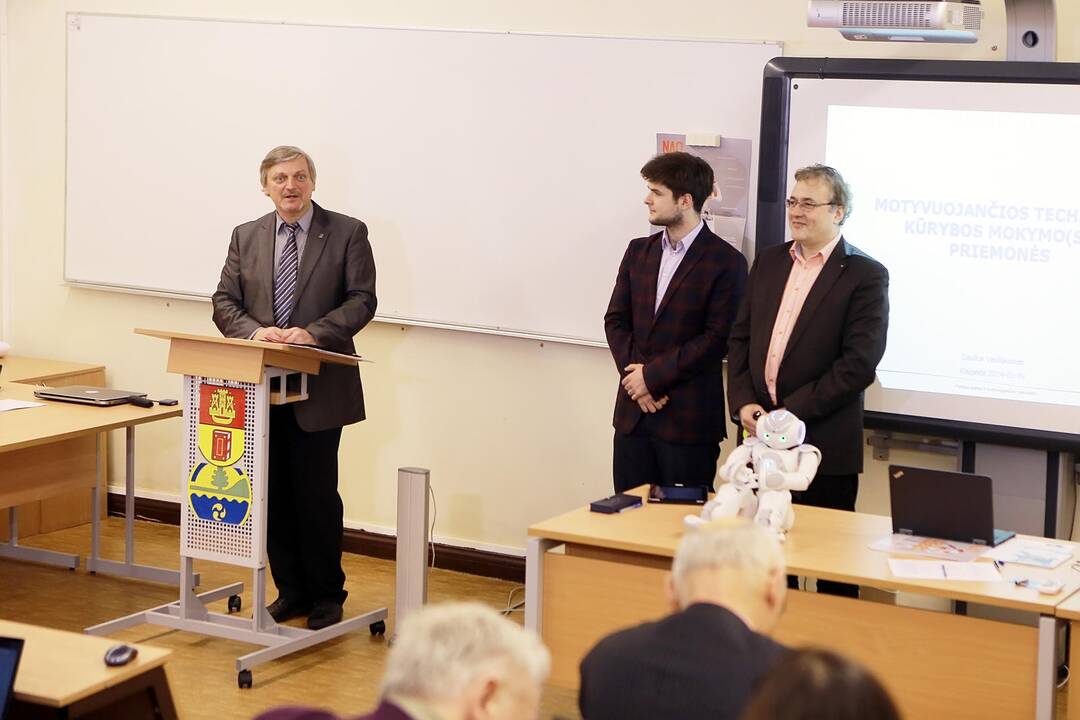 Klaipėdos universitetas bendradarbiaus su Robotikos akademija