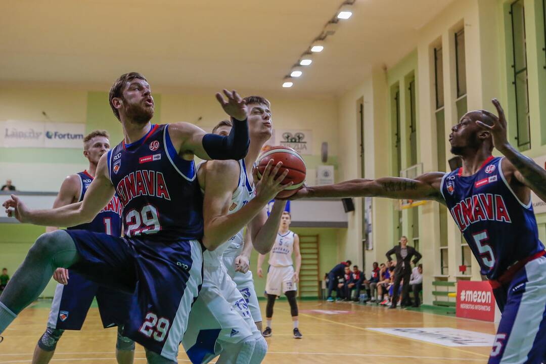 "Neptūnas-Akvaservis" – Jonavos "Jonava" 77:81