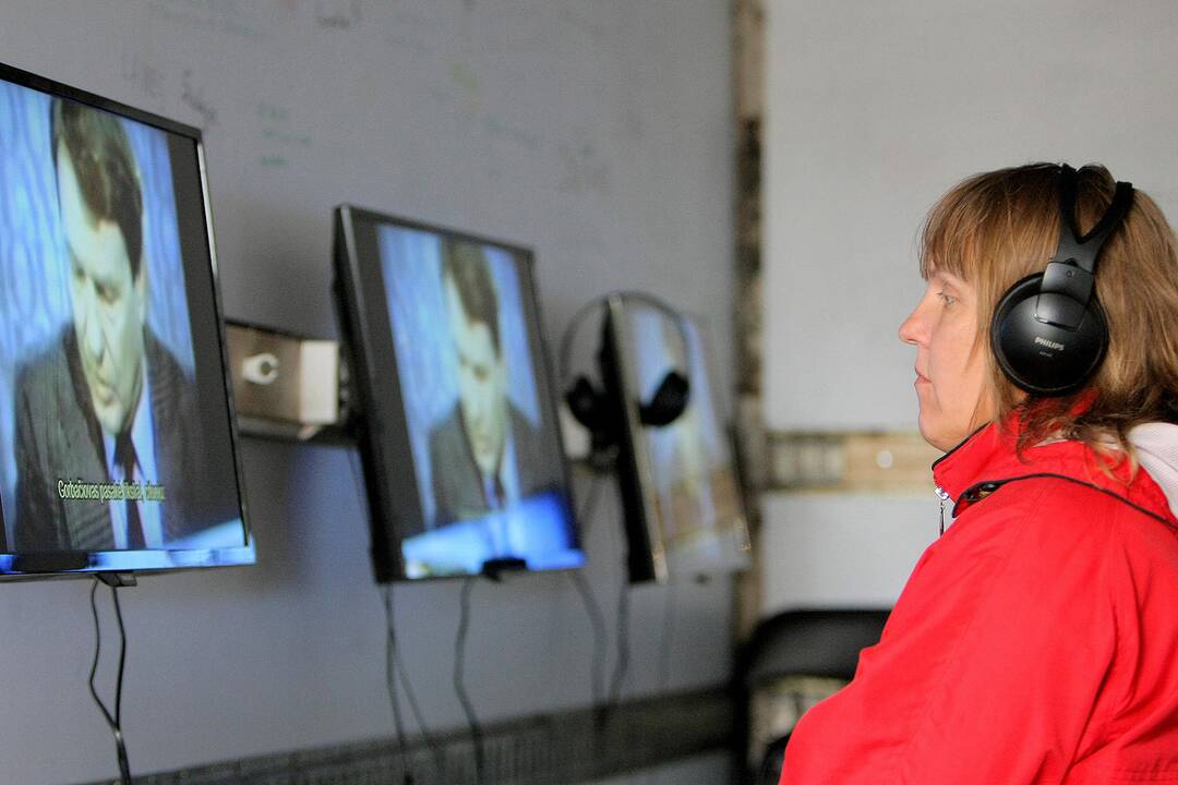 Mobili J. Meko kino galerija iki rugsėjo 11-osios apsistojo Kauno Rotušės aikštėje.