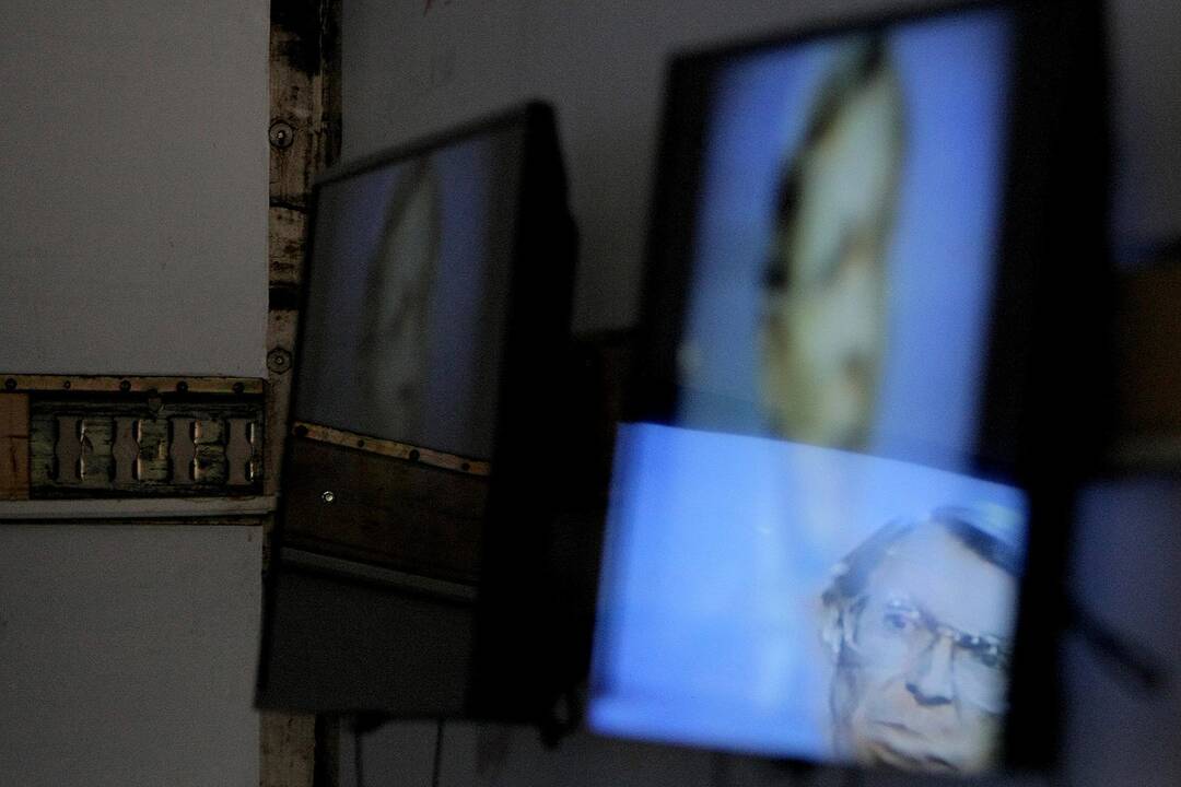 Mobili J. Meko kino galerija iki rugsėjo 11-osios apsistojo Kauno Rotušės aikštėje.