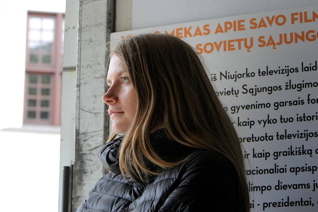 Mobili J. Meko kino galerija iki rugsėjo 11-osios apsistojo Kauno Rotušės aikštėje.