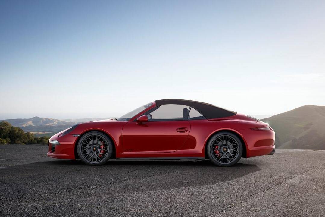 Porsche 911 Carrera GTS