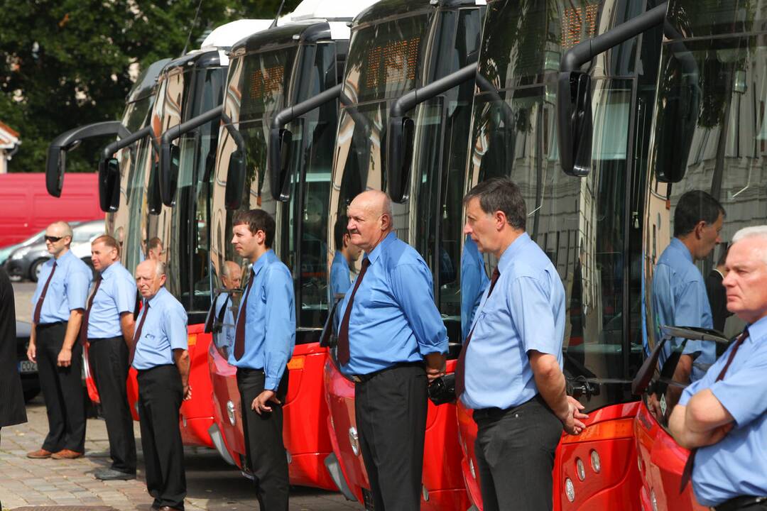 Autobusų pristatymas