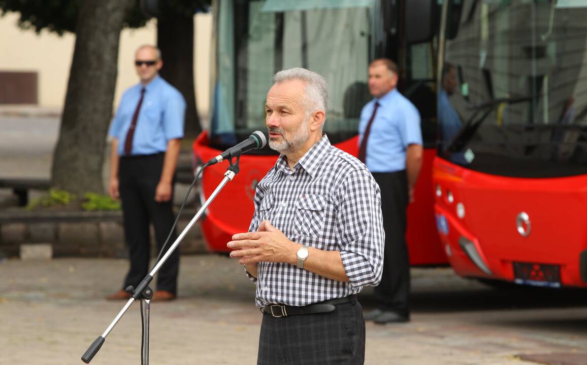 Autobusų pristatymas