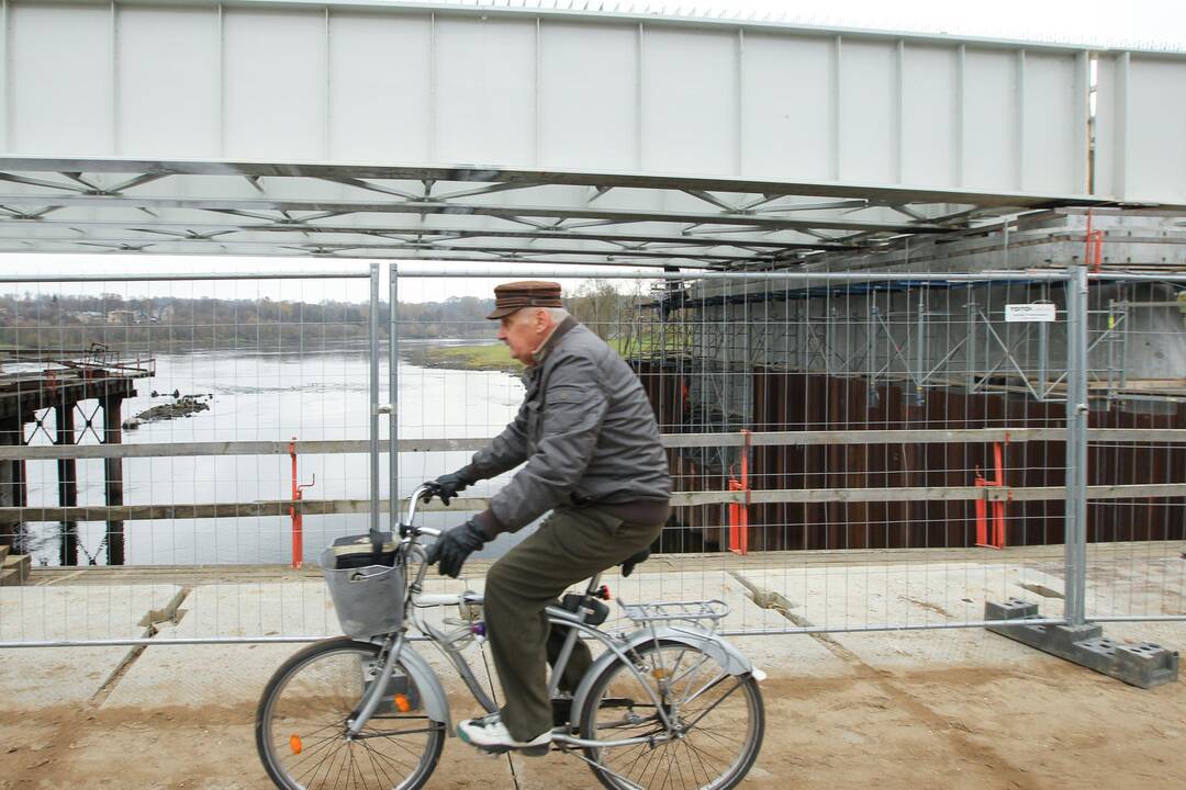 Panemunės tiltas atvertas pėstiesiems