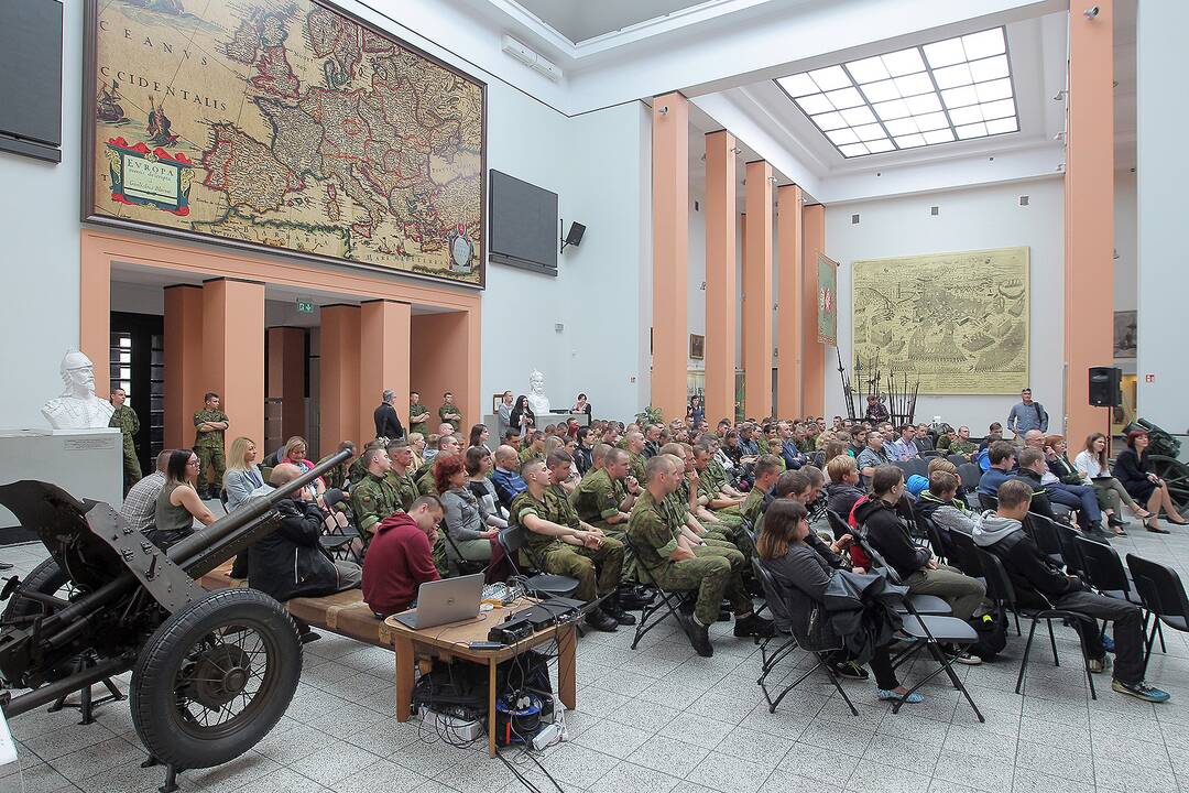 Paroda „Kareivio dienos“