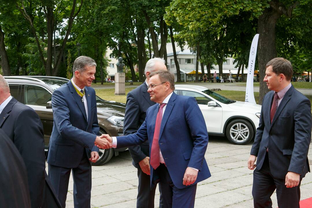 Lietuvos prekybos, pramonės ir amatų rūmų įkūrimo 90-mečio jubiliejus