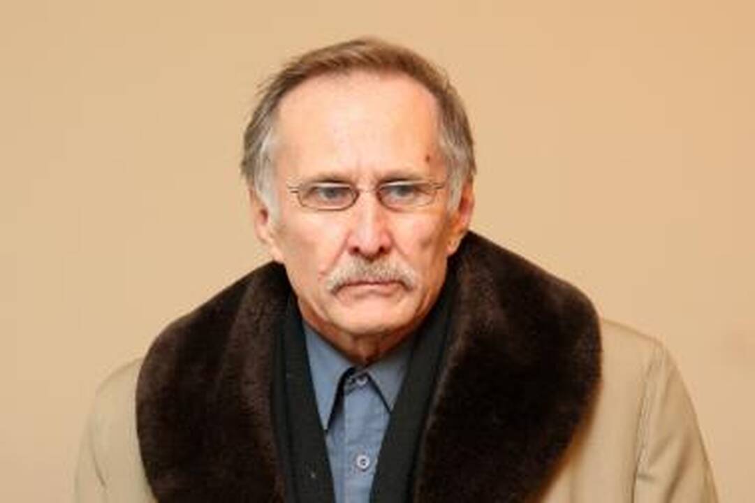 M.Zobovas kaltas, tačiau meška lieka cirke
