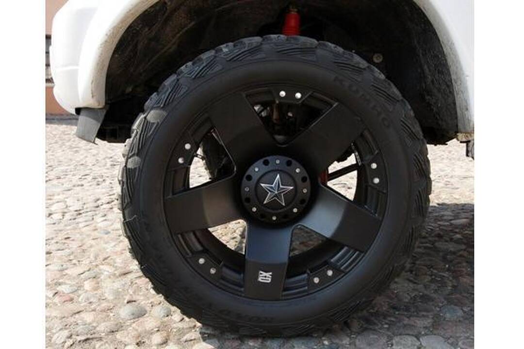 Lietuviai bandys automobiliu pervažiuoti Europą