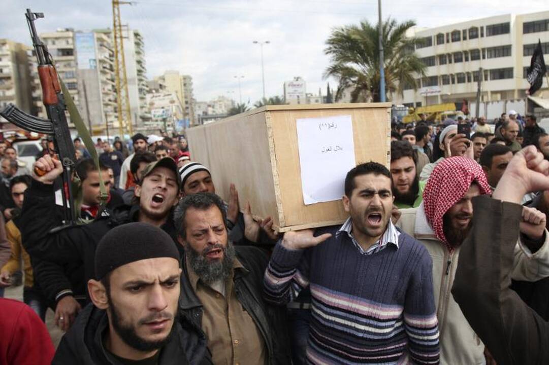 Sirija pirmąkart bombardavo palestiniečių pabėgėlių stovyklą