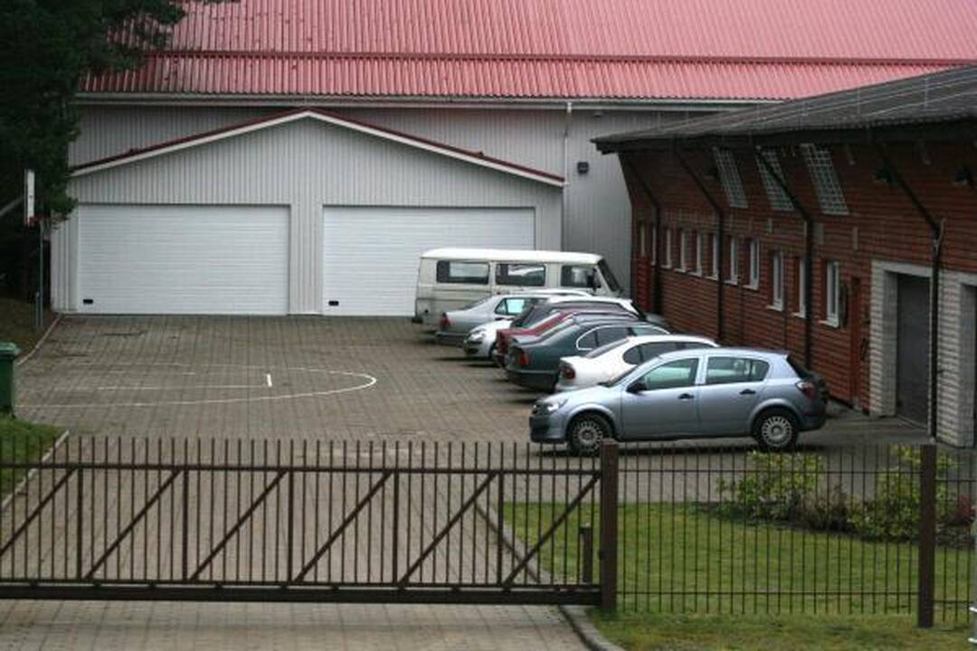 "Amnesty International" ragina Lietuvą neužmesti tyrimo dėl slaptų CŽV kalėjimų